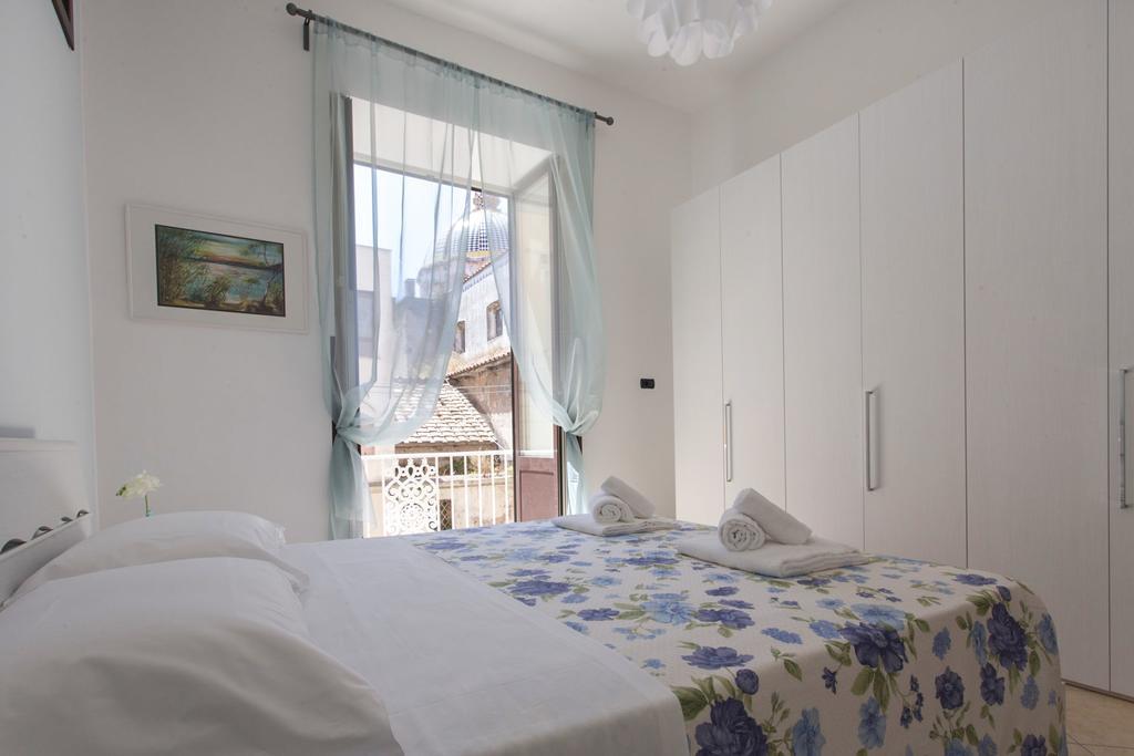 Apartamento San Paolo House Península Sorrentina Habitación foto
